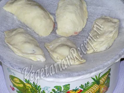 Вареники з вишньою
