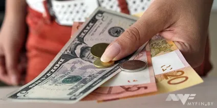 Вигідність рублевих вкладів в травні змінилася на доларову збитковість в червні (депозити в белоукраінскіх рублях) Вигідність рублевих вкладів в травні змінилася на доларову збитковість в червні