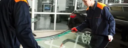 Вклейка автоскла - праймерной і беспраймерная технології (праймерной) Вклейка автоскла - праймерной і беспраймерная технології