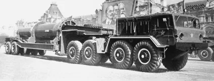 Військові тягачі маз (Зац-2 заправки ракетних систем) Військові тягачі маз