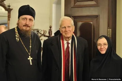 В кінці 50-х я приїхав в лавру і побачив, що Україна, про яку я Новомосковскл, все ще жива »(побачив) В кінці 50-х я приїхав в лавру і побачив, що Україна, про яку я Новомосковскл, все ще жива »