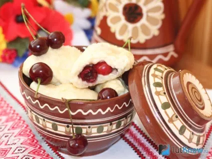 Смачні вареники з вишнею (смачні вареники) Смачні вареники з вишнею