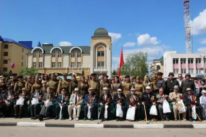 Зустріч з ветеранами Великої вітчизняної війни в шкільному музеї (зустріч) Зустріч з ветеранами Великої вітчизняної війни в шкільному музеї