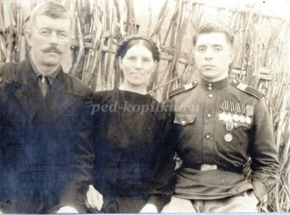 Зустріч з ветеранами Великої вітчизняної війни в шкільному музеї (вітчизняної) Зустріч з ветеранами Великої вітчизняної війни в шкільному музеї