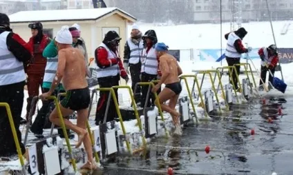 Winter swimming зимове плавання, загартовування, спорт або екстремальна розвага взимку (плавання) Winter swimming зимове плавання, загартовування, спорт або екстремальна розвага взимку