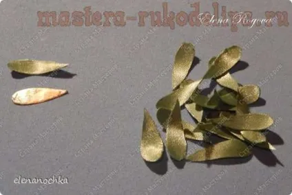 Хризантема з тканини