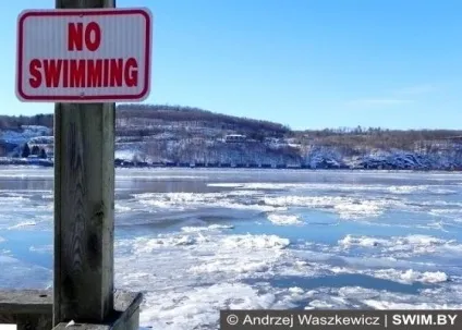 Winter swimming зимове плавання, загартовування, спорт або екстремальна розвага взимку (зимовий) Winter swimming зимове плавання, загартовування, спорт або екстремальна розвага взимку