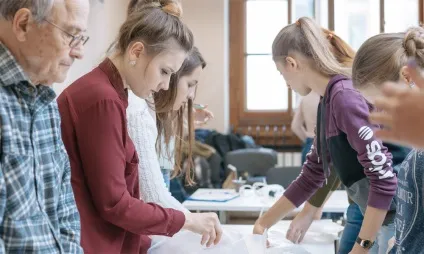 Навіщо потрібні волонтери про тенденції 2016 роки (тенденції волонтерства) Навіщо потрібні волонтери про тенденції 2016 року