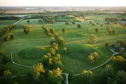 Ящик Пандори - Маунд і майдани (Маунд) Ящик Пандори - Маунд і майдани