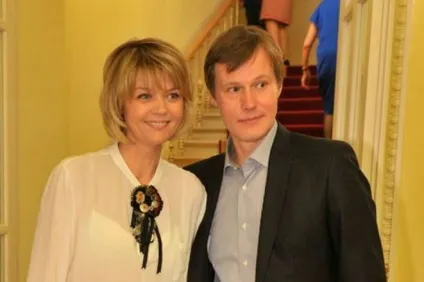Юлія Меньшова - біографія, особисте життя, фото, фільми, наодинці з усіма - і останні новини 2017 (особиста) Юлія Меньшова - біографія, особисте життя, фото, фільми, наодинці з усіма - і останні новини 2017