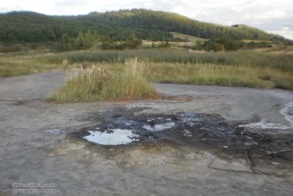 Ящик Пандори - Маунд і майдани (штучний пагорб Червоноград знаходиться) Ящик Пандори - Маунд і майдани
