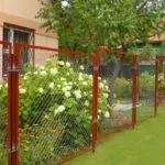Огорожа з пластикової сітки для дачі, установка огорожі з пластикової сітки своїми руками - фото (пластикової) Огорожа з пластикової сітки для дачі, установка огорожі з пластикової сітки своїми руками - фото