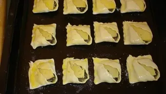 Закусочні конвертики з грибами (закусочні конвертики грибами) Закусочні конвертики з грибами
