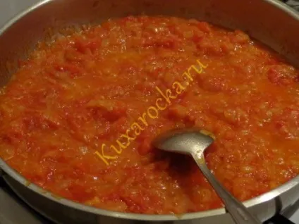 Смажений перець цілком з соусом з помідор (смажений болгарський перець рецепт) Смажений перець цілком з соусом з помідор