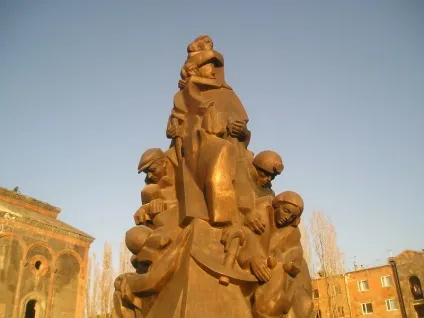 Землетрусу 1988 трагедія, яка об'єднала світ - balalaika24, новини по-російськи (1988) Землетрусу 1988 трагедія, яка об'єднала світ - balalaika24, новини по-російськи