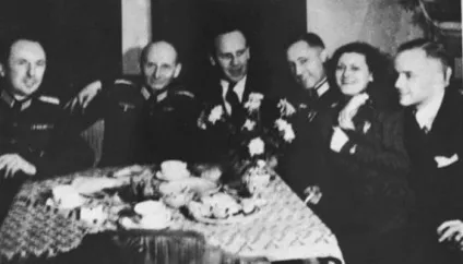 А чи був список наскільки реальний список Шиндлера (було силах дописати людина) А чи був список наскільки реальний список Шиндлера