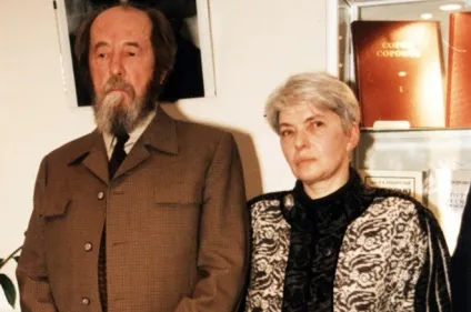Олександр Солженіцин - біографія, особисте життя, смерть, книги, фото і останні новини (біографія) Олександр Солженіцин - біографія, особисте життя, смерть, книги, фото і останні новини