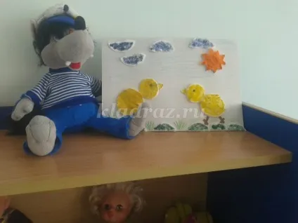 Аплікація з ватних дисків для дітей 3 років курчата