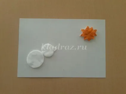 Аплікація з ватних дисків для дітей 3 років курчата