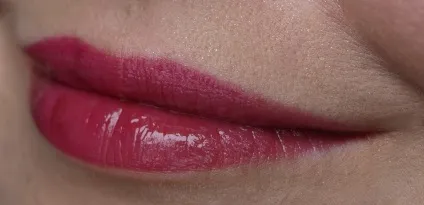 Be butterfly глянсова зливу з sisley phyto lip gloss 9 plum (phyto) Be butterfly глянсова зливу з sisley phyto lip gloss 9 plum