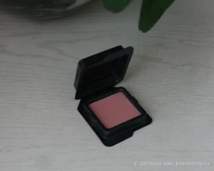 Benefit cosmetics first class flirts travel set відгуки