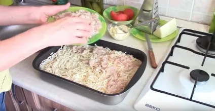 Запіканка з макаронів з сиром і смачним соусом для макаронів (запіканка) Запіканка з макаронів з сиром і смачним соусом для макаронів