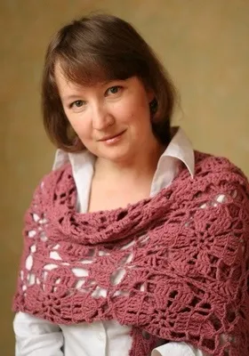 Діна Сабітова і три її дитбудинківських книги (Діна) Діна Сабітова і три її дитбудинківських книги
