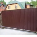 Гаражні ворота своїми руками підготовка, покрокове зведення (відкатних гаражних воріт) Гаражні ворота своїми руками підготовка, покрокове зведення