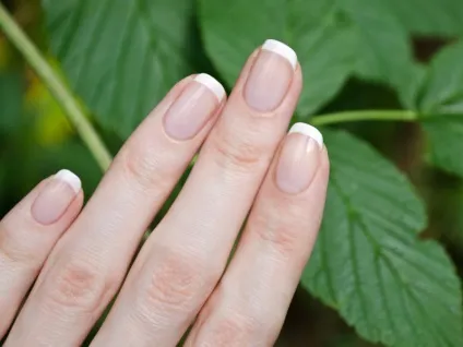 Французький манікюр відгук, блог lady on beauty - сайт про косметику і красу (Dermosil Sweet Pink) Французький манікюр відгук, блог lady on beauty - сайт про косметику і красу
