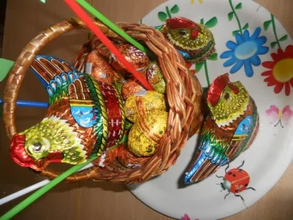 Фотозвіт з малювання пасхальної листівки і підготовка до «пасці» (листівки) Фотозвіт з малювання пасхальної листівки і підготовка до «пасці»