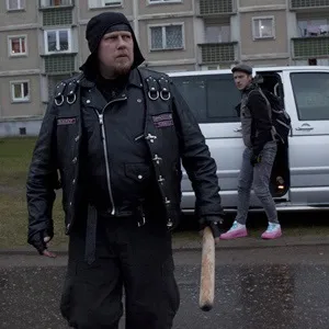 Жити неможливим »
