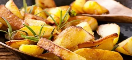 Смажена картопля - рецепти з м'ясом, грибами і цибулею (м'ясом) Смажена картопля - рецепти з м'ясом, грибами і цибулею