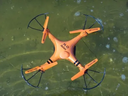І в повітрі літає і води не боїться gptoys Н2О aviax (gptoys) І в повітрі літає і води не боїться gptoys Н2О aviax