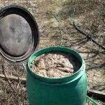 Як використовувати свіжий, сухий кінський гній як добриво рослин