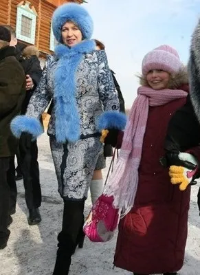 Які сукні одягає дружина Медведєва, модні сукні