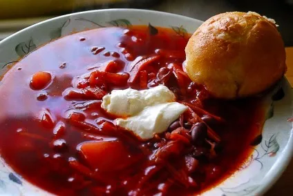 Як приготувати борщ необхідні інгредієнти, подача на стіл
