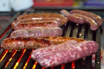 Як приготувати шпікачки на сковороді, мангалі, а ще в духовці і в мікрохвильовці, жіночий сайт - (шпикачки) Як приготувати шпікачки на сковороді, мангалі, а ще в духовці і в мікрохвильовці, жіночий сайт -