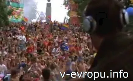 Як проходить love parade в германии