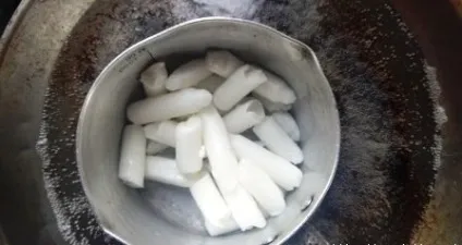 Як зробити свічку з сухоцвітом своїми руками