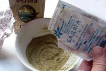 Як прибрати прищ під оком, причини появи