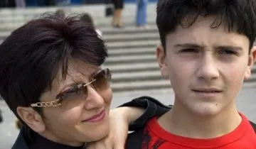 Щовечора сусідський кіт вислуховував дівчину (вечір) Щовечора сусідський кіт вислуховував дівчину