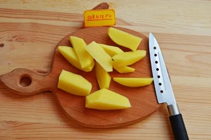 Картопля з куркою в духовці - прості рецепти (картопля) Картопля з куркою в духовці - прості рецепти