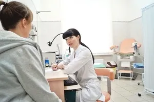 Клініки на площі ал