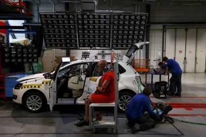 Краш-тести автомобілів, як їх проводять (ADAC баварському місті Ландсберг) Краш-тести автомобілів, як їх проводять
