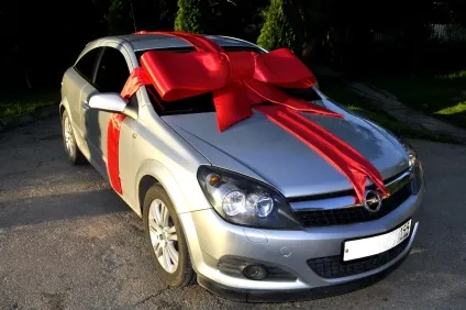 Купити великий подарунковий бант на машину в москві, прикраса автомобіля (бант) Купити великий подарунковий бант на машину в москві, прикраса автомобіля