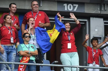 Кріштіану роналду на євро 2016 травма, переживання і радість футболіста в фотографіях, пліткар