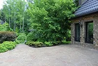 Ландшафтний дизайн родового маєтку, котеджу