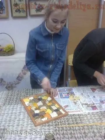 Майстер-клас з декорування панно з крупи (панно з круп) Майстер-клас з декорування панно з крупи