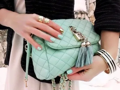 Манікюр в стилі Тіффані, створення дизайну нігтів від tiffany (створення) Манікюр в стилі Тіффані, створення дизайну нігтів від tiffany