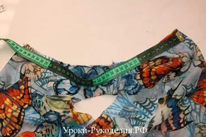 Майстер-клас як обробити горловину шифонової блузки косою Бейко - уроки рукоділля (обтачка) Майстер-клас як обробити горловину шифонової блузки косою Бейко - уроки рукоділля